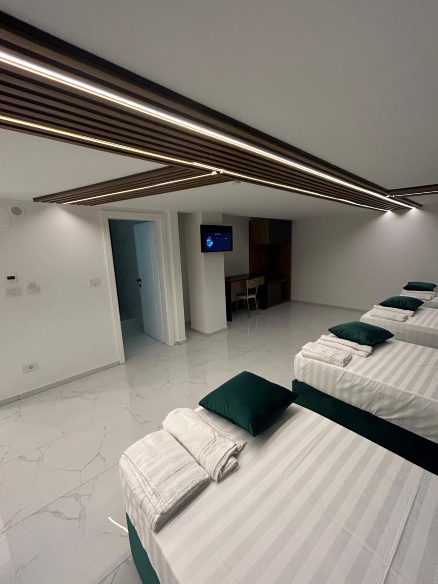 Comfort Hotel Struga Exterior foto